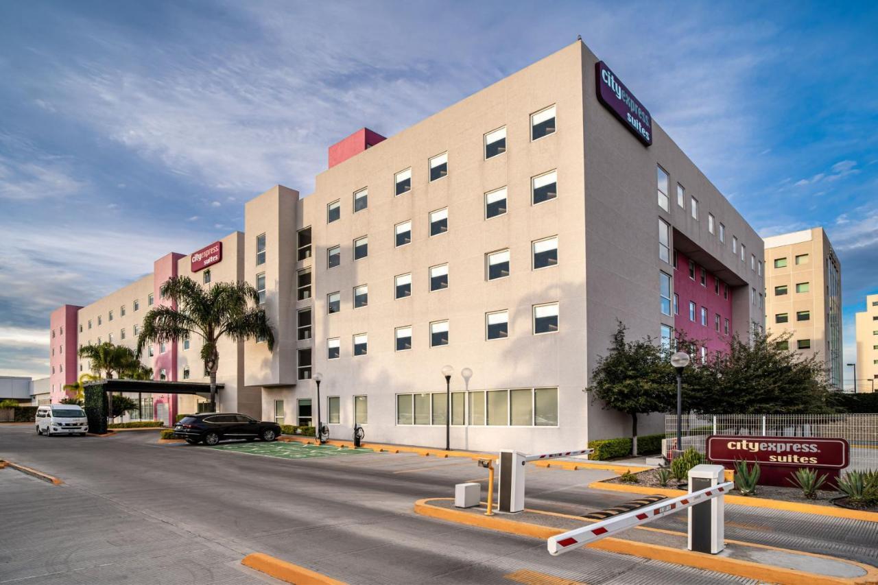 City Express Suites By Marriott Queretaro Exterior photo